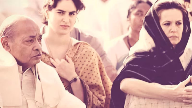 'Service, commitment, ethics': Revanth praises Sonia amid Digvijaya's RSS post; lauds Congress