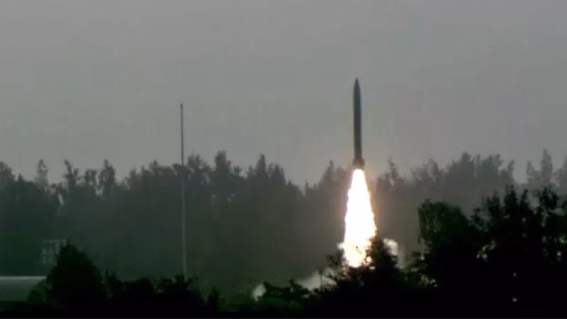 Pralay missile test: India conducts successful salvo launch off Odisha coast - watch