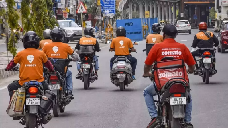 'Unaffected by strike calls': Zomato, Swiggy log record orders on New Year's Eve