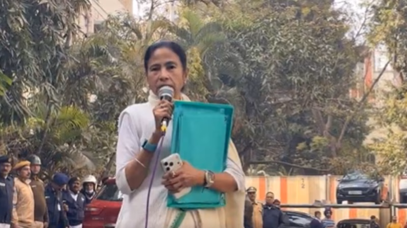 ED raids TMC IPAC's house: Mamata hits out at Amit Shah; asks ‘is this the job of home minister?’
