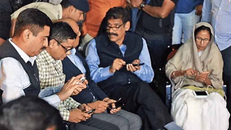 ED vs Mamata: On rewind mode, Didi dons street-fighter image; third time she took to streets in 10 yrs